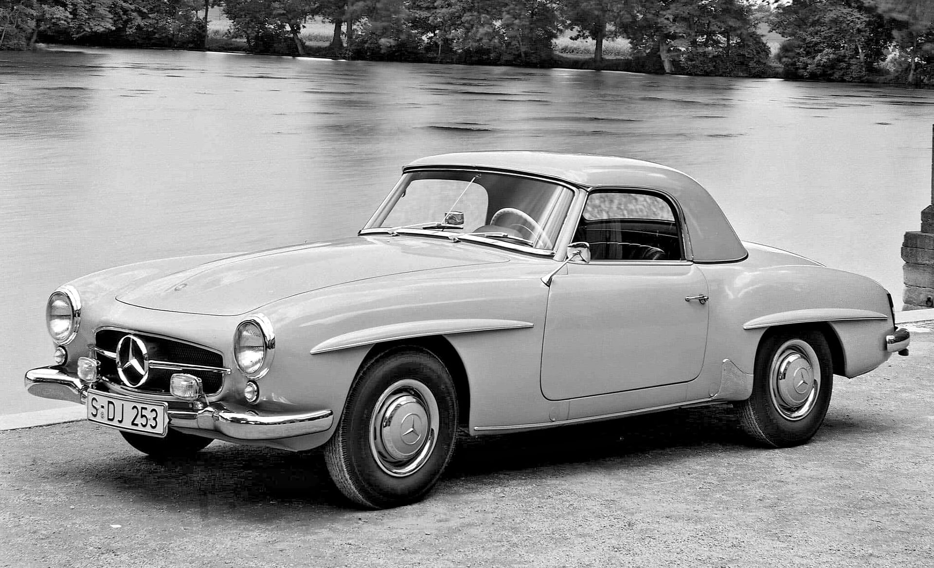 Mercedes-190-sl-przod-i-bok