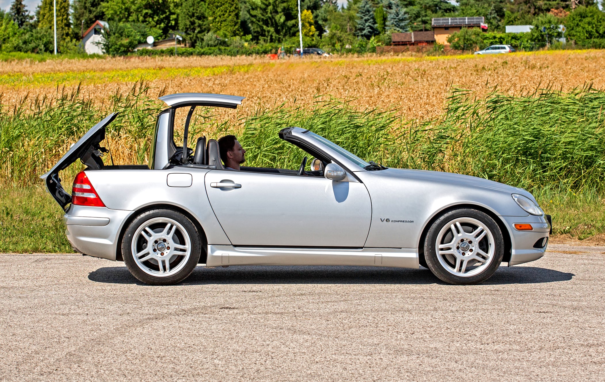 Mercedes-SLK-R170-bok-otwieranie-dachu