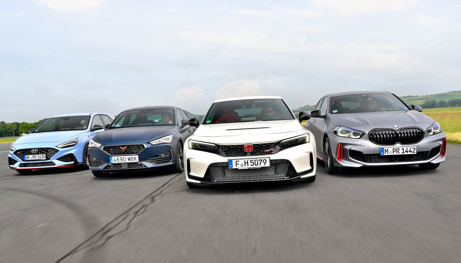 honda civic type r, hyundai i30 n, BMW 128ti, cupra leon VZ - porównanie cztery hot hatche 2023 przód