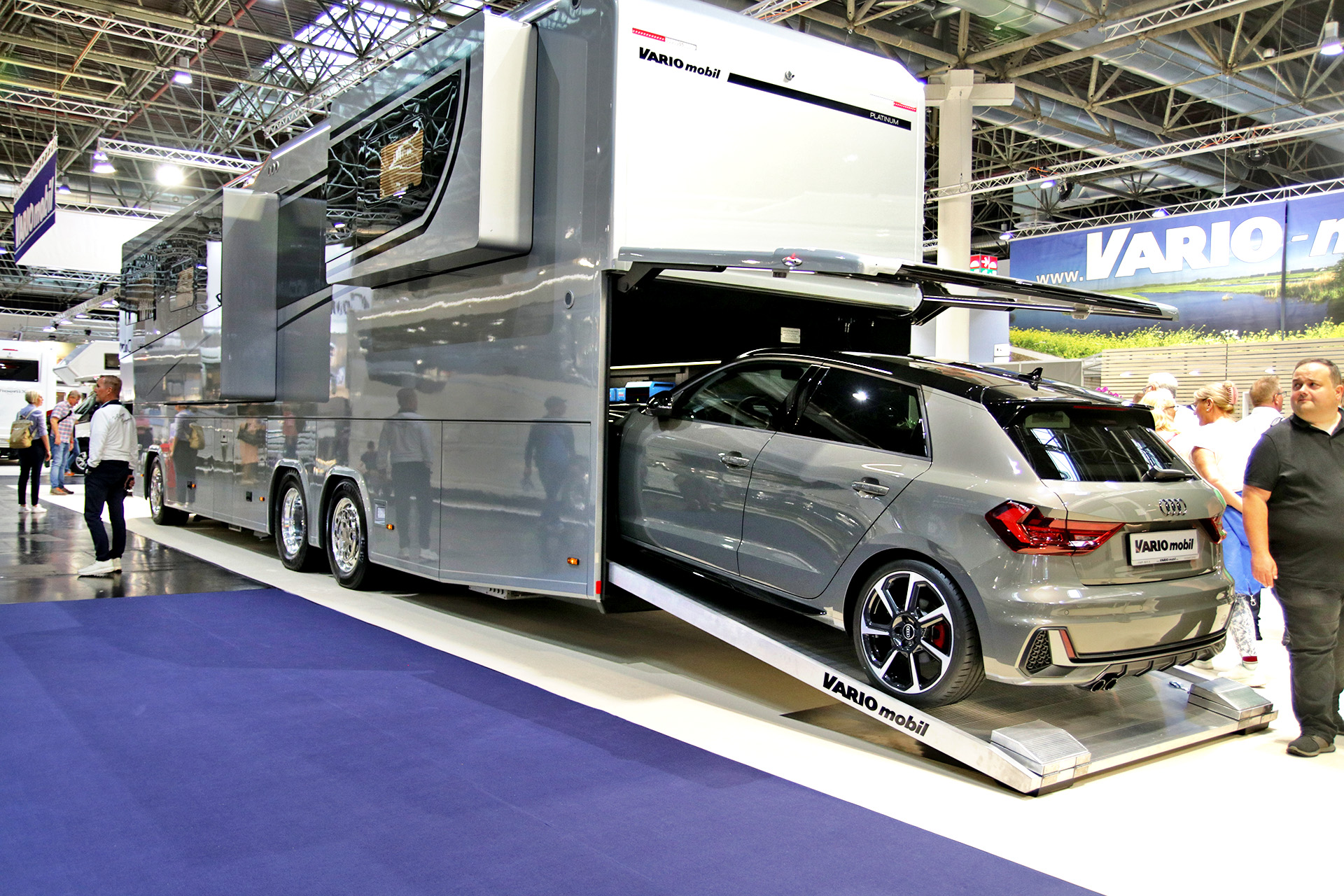 Salon karawaningu_vario pefrect garaż