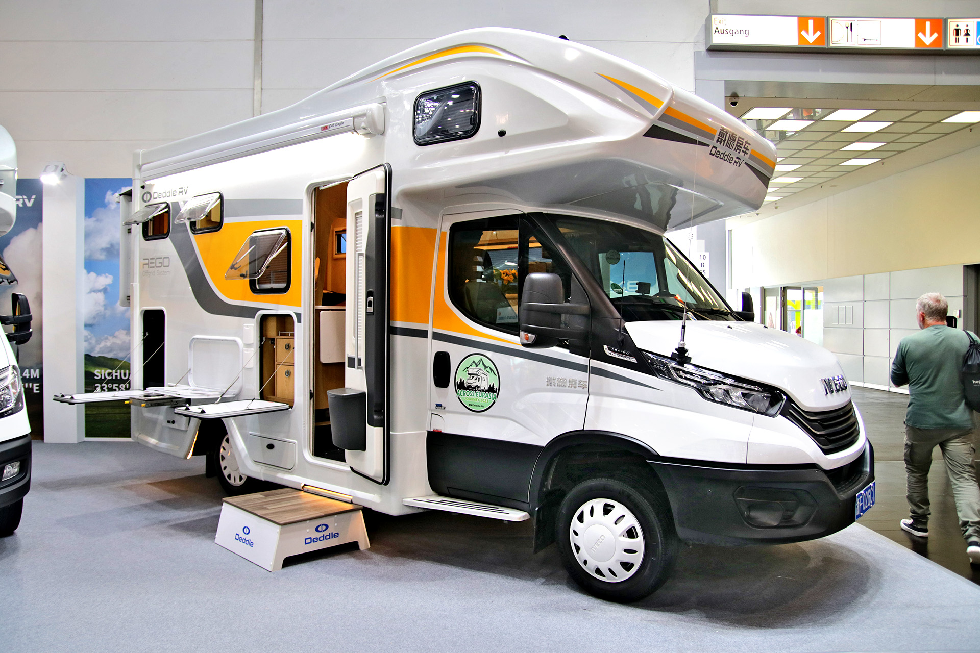 Salon karawaningu_Deddle RV