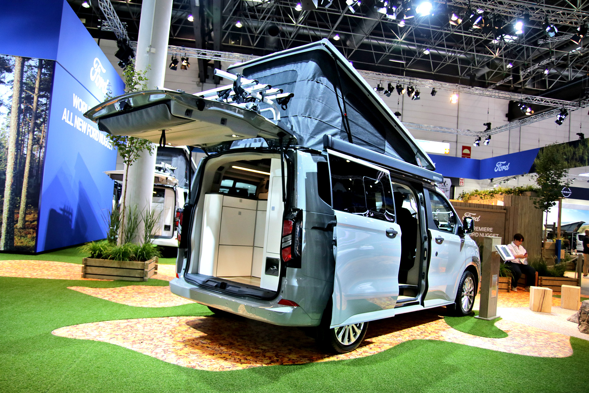 Salon karawaningu_Ford Transit Custom Nugget tyl