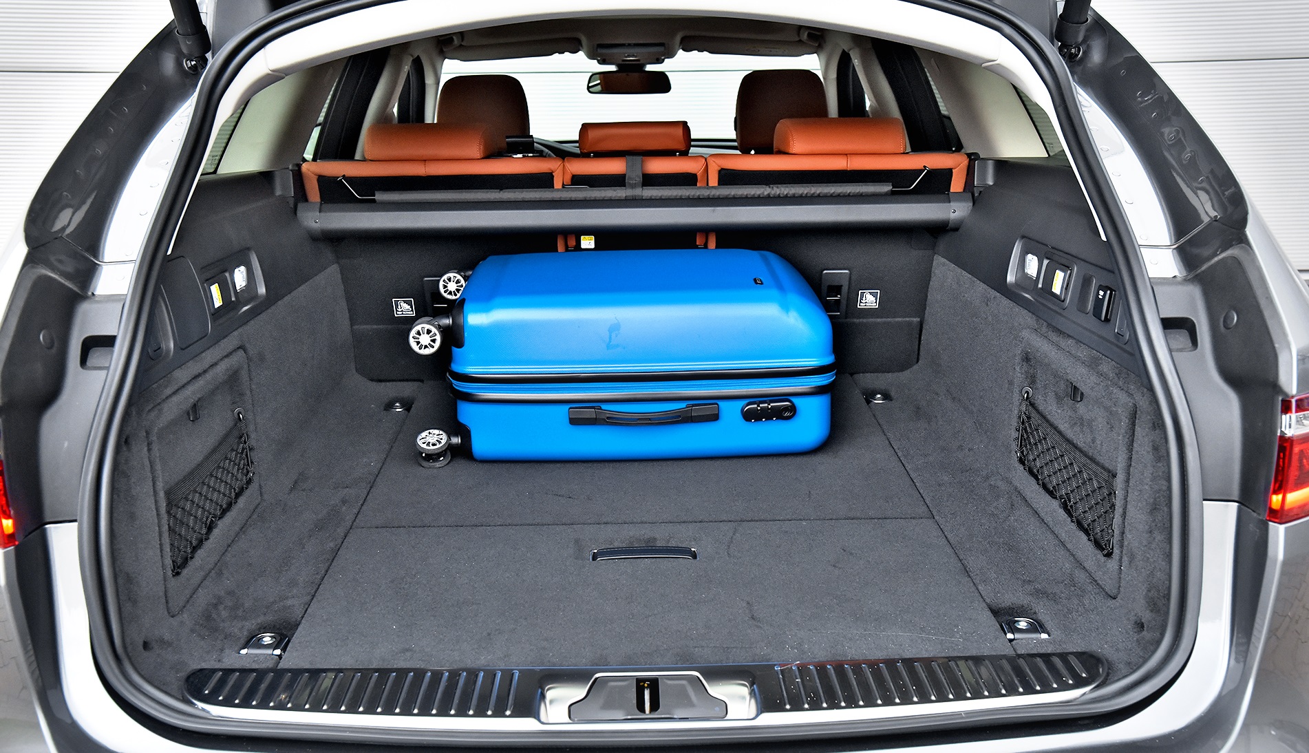 jaguar xf jaguar xf bagaznik luksusowe uzywane kombi