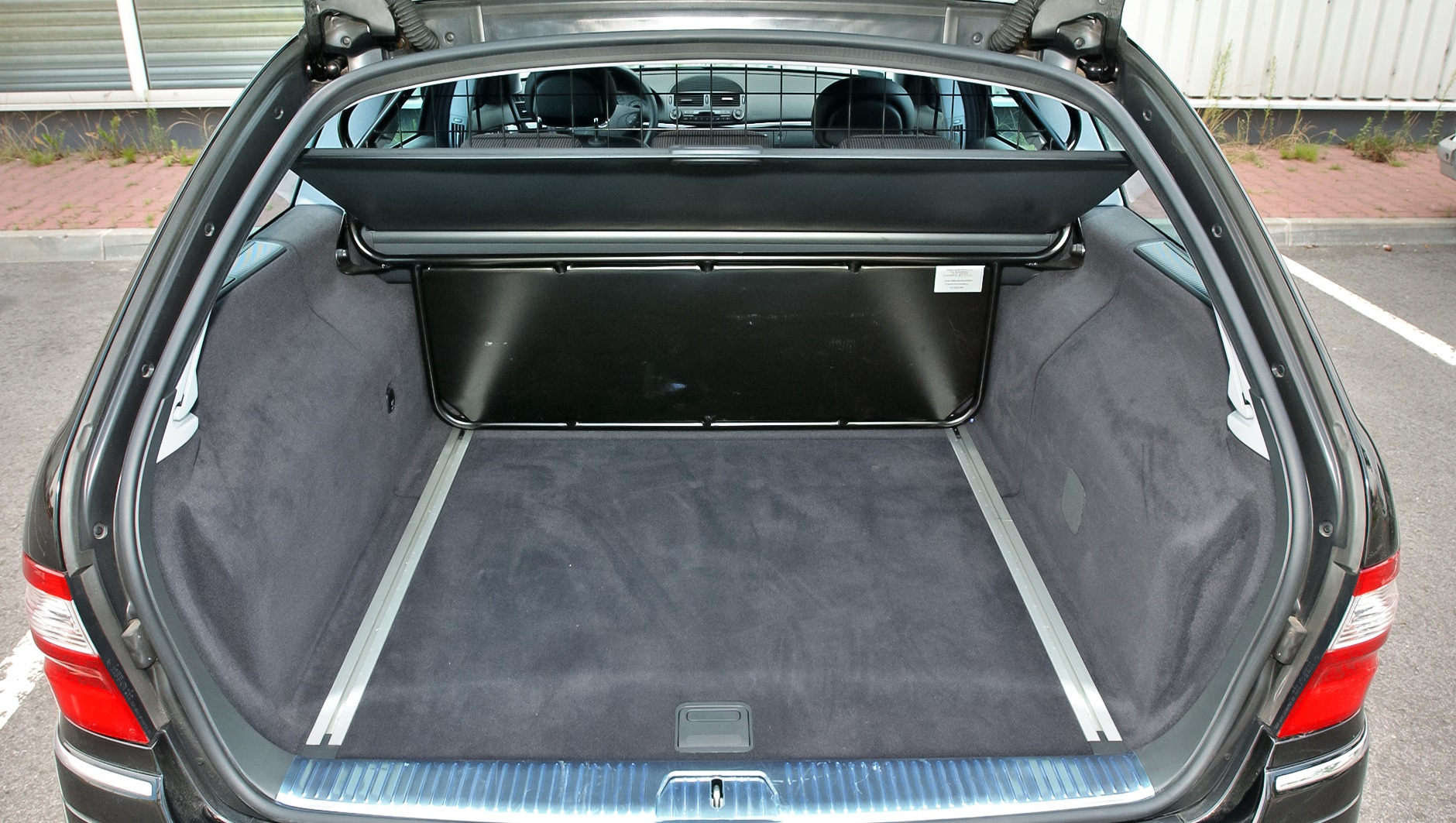 mercedes e w211 bagaznik luksusowe uzywane kombi