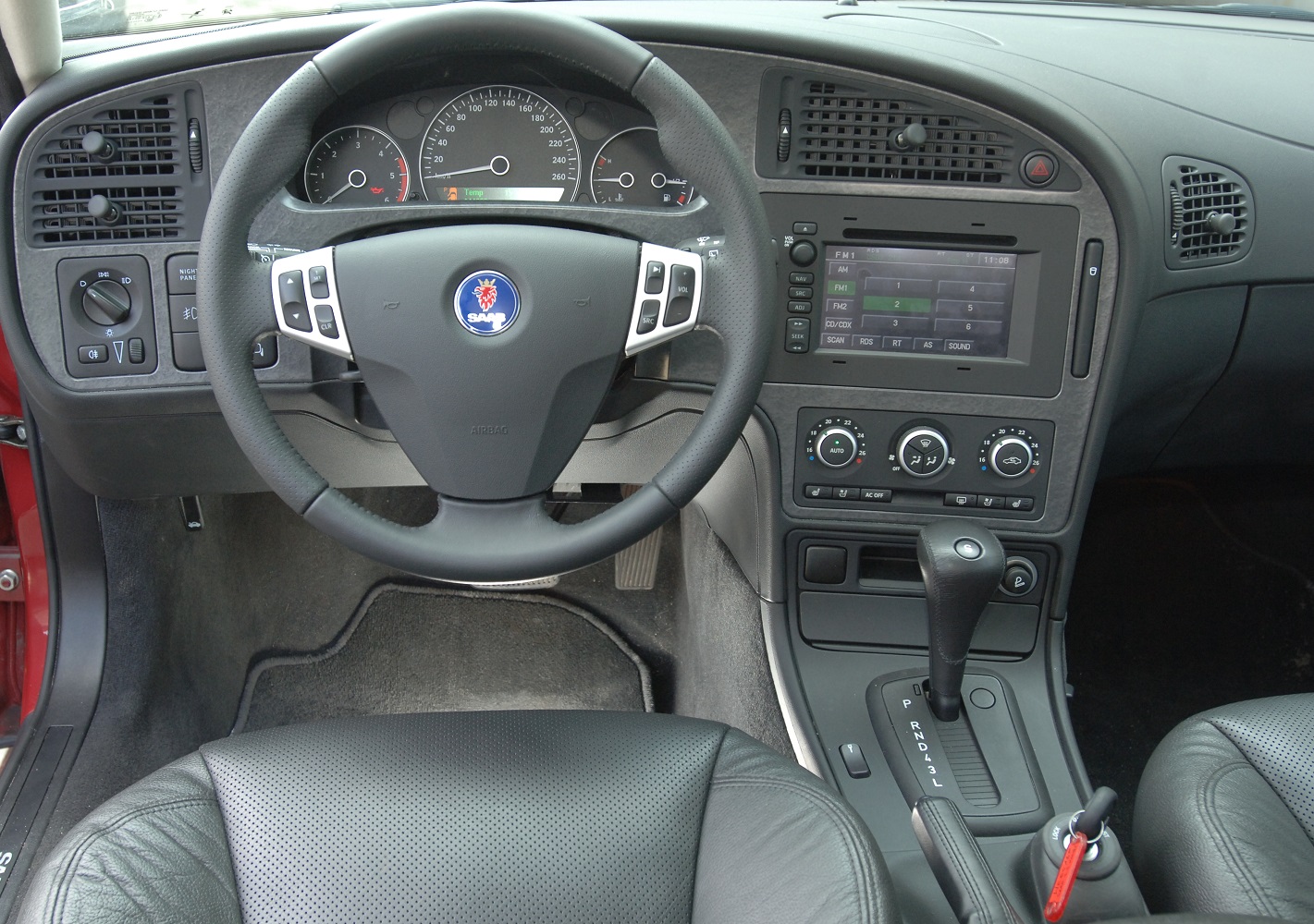 saab 95 deska luksusowe uzywane kombi