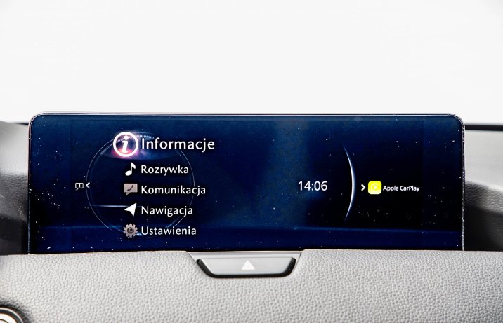 Mazda CX-60 3.3 e-Skyactiv D 200 KM 2WD – wnętrze – ekran centralny