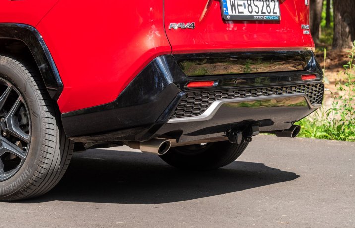 Toyota RAV4 - wydech