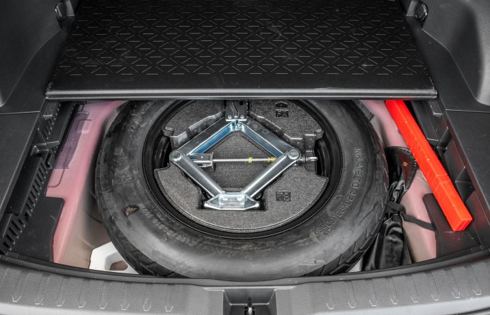 Toyota RAV4 - koło zapasowe