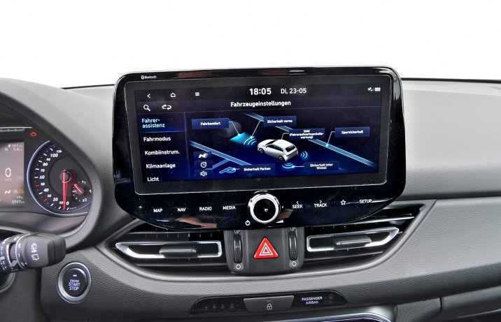 Hyundai i30 N Performance (2023) – test – system operacyjny