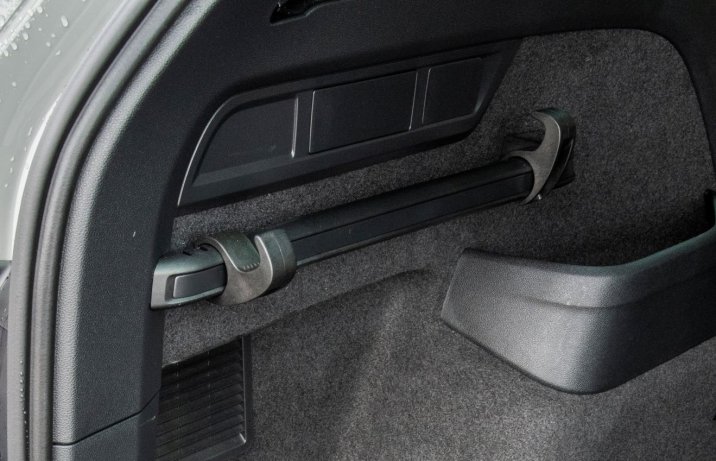 Skoda Kodiaq 1.5 TSI DSG Style – haczyki w bagażniku