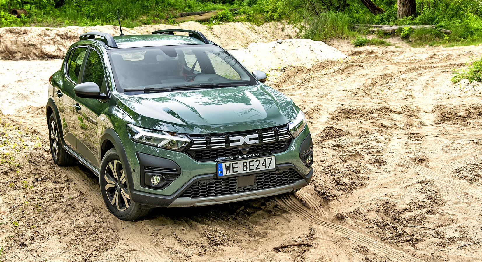 crossoverem w teren jazda po piasku