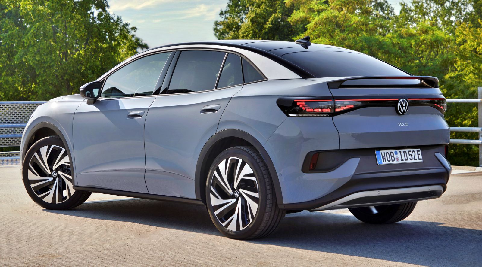 volkswagen-id5-tyl