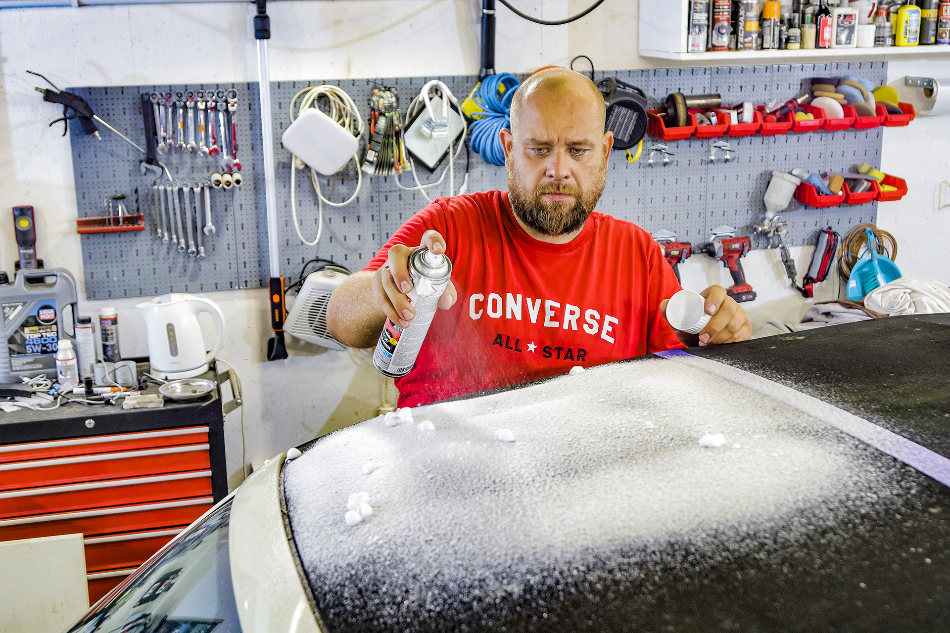 impregnacja dachu kabrio naniesienie pianki czyszczcacej