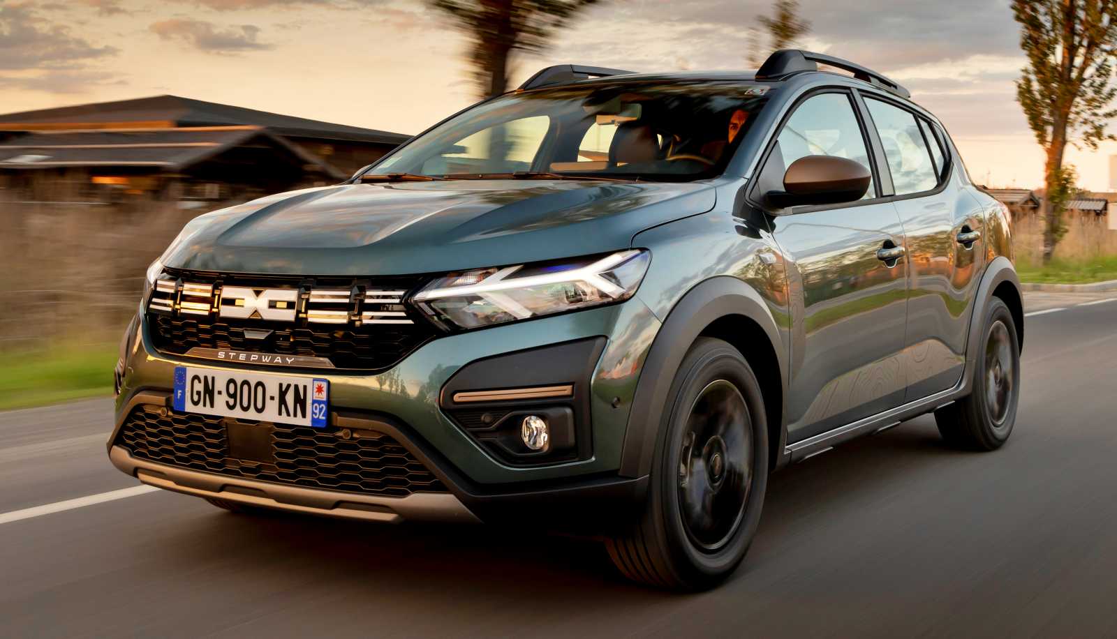 Dacia-Sandero-Stepway-przod