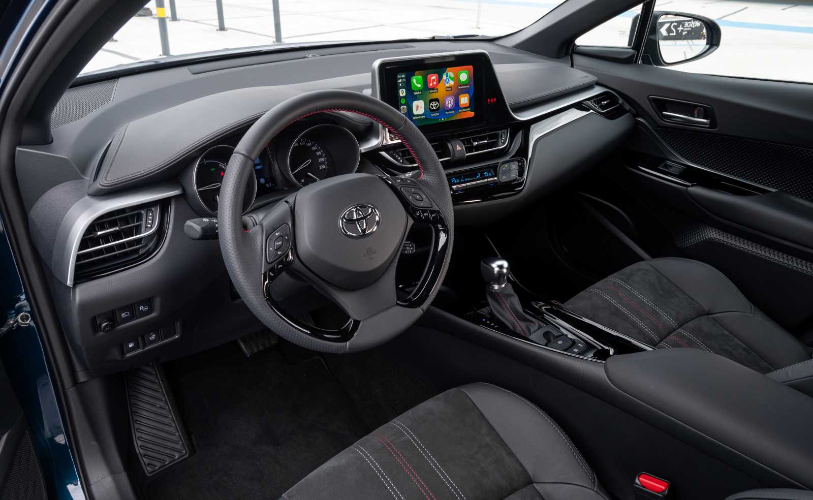 toyota-chr-deska-rozdzielcza