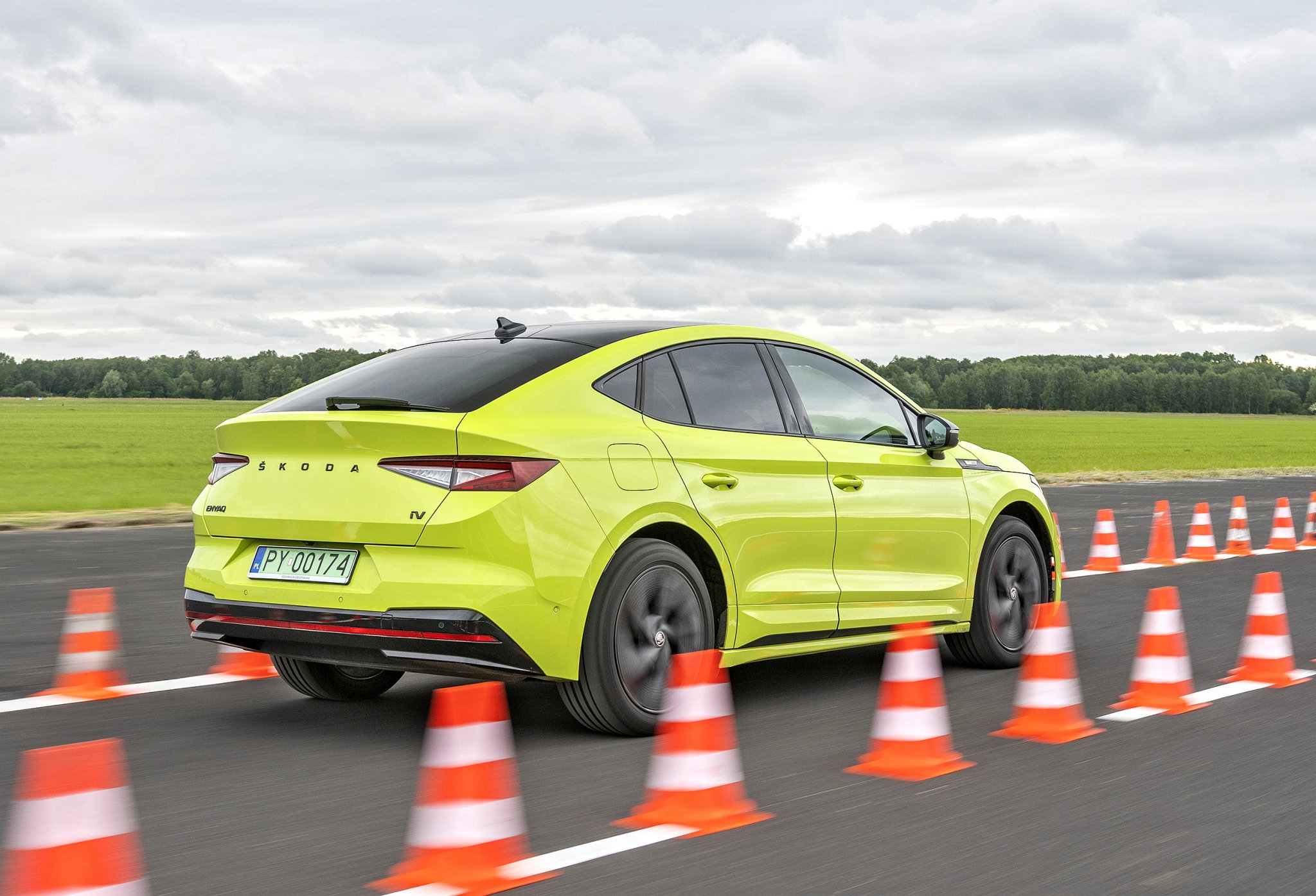 Skoda Enyaq Coupe RS test 2023 tył