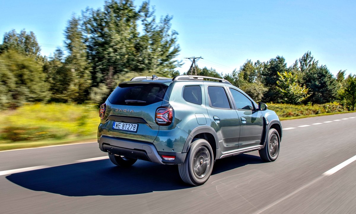 Dacia Duster ECOG 100 Extreme SUV dalekiego zasięgu Test Magazyn auto