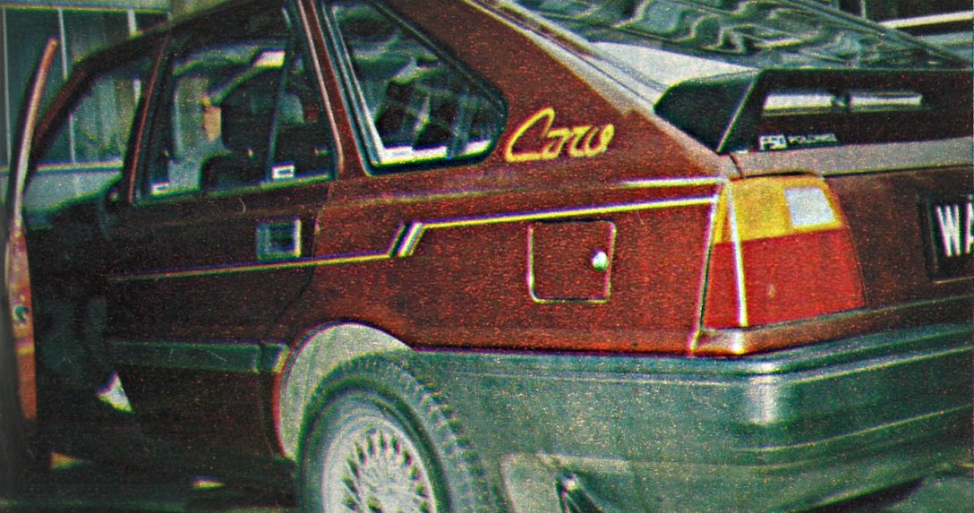 Polonez Caro – tył