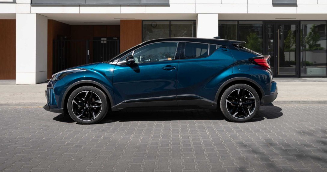 Toyota C-HR bok