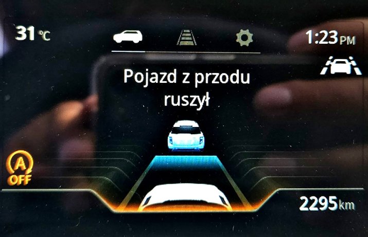 SsangYong Torres 1.5 GDI Turbo 6AT 4x4 Wild – wnętrze, deska rozdzielcza, asystent kierowcy