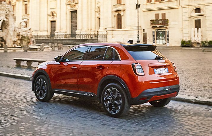 Fiat 600 (2023) - tył