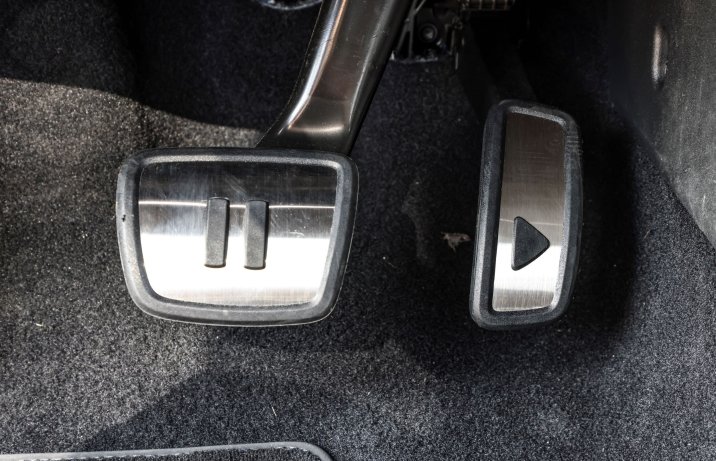 Volkswagen ID.3 - pedały