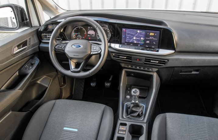 Ford Tourneo Connect - kokpit