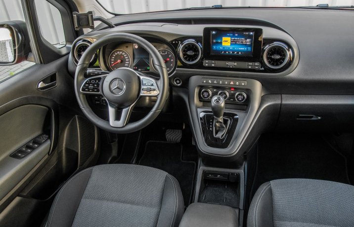 Mercedes Citan - kokpit