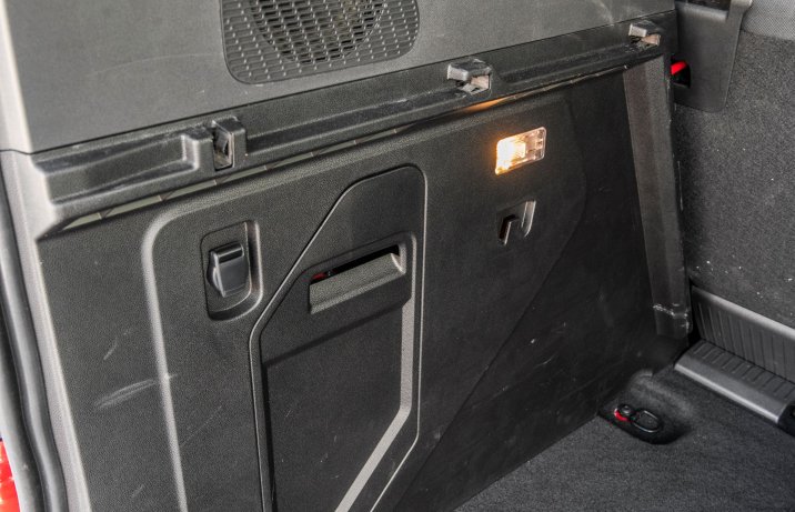 Mercedes Citan - burta bagażnika