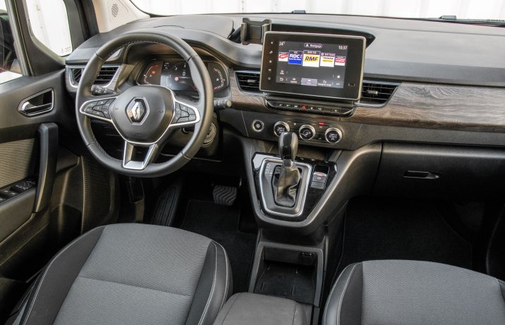 Renault Kangoo - kokpit