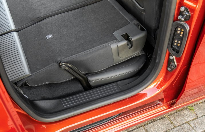 Renault Kangoo - składanie kanapy