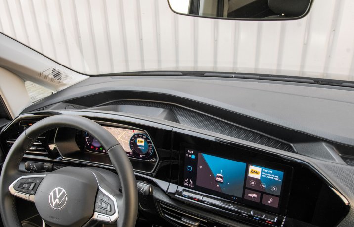 Volkswagen Caddy - półka