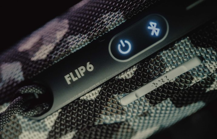 JBL Flip 6 MG Edition – sterowanie