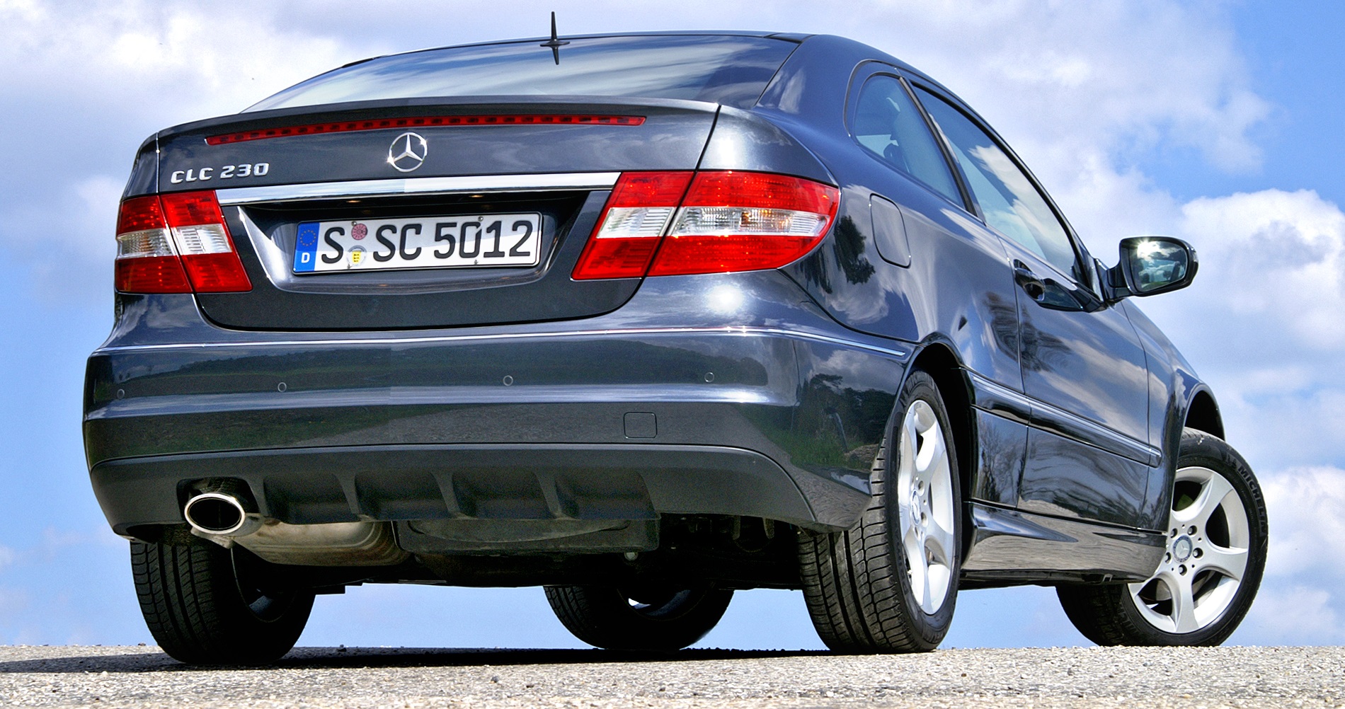 uzywane trzydrzwiowe kompakty_mercdees clc