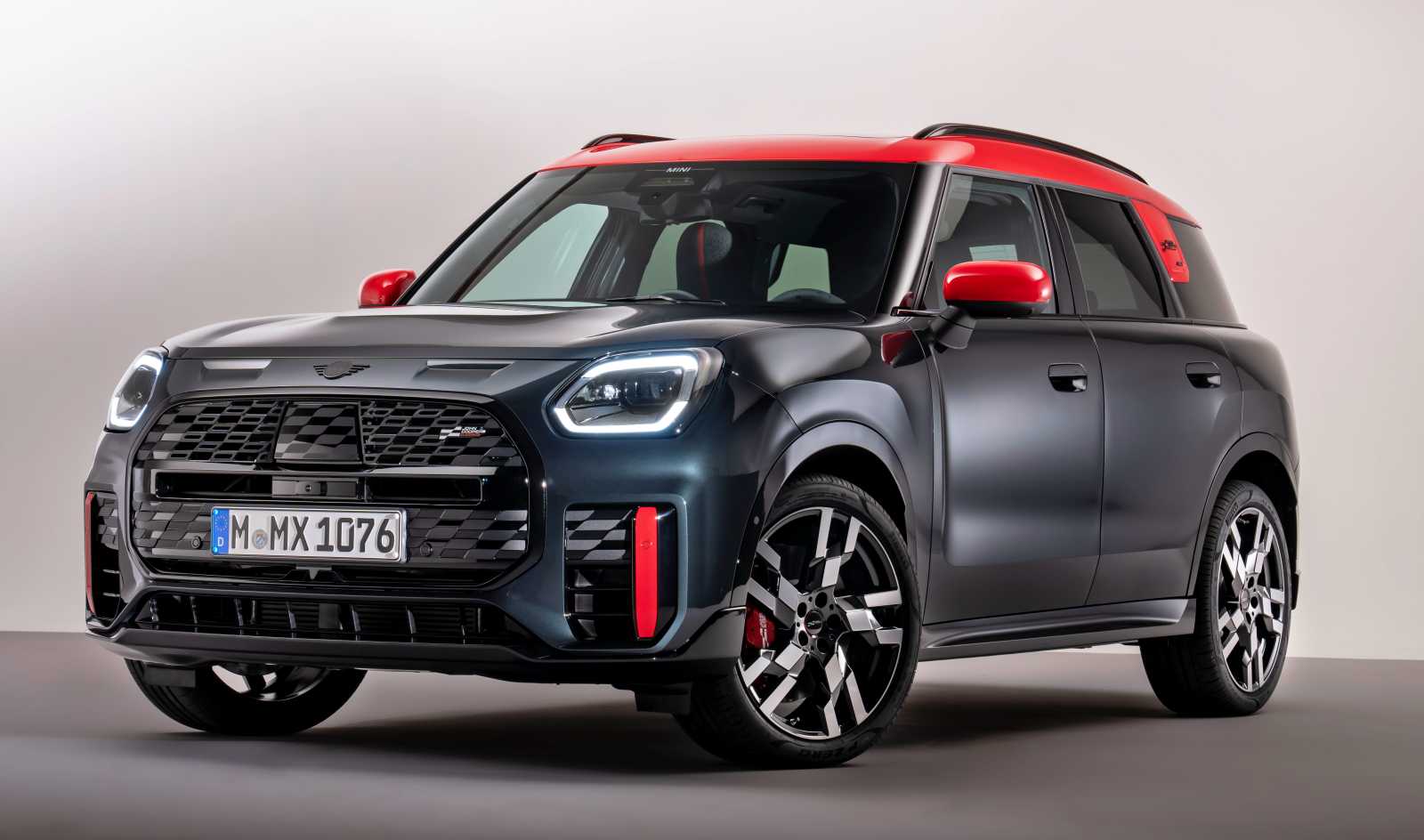 mini-john-cooper-works-countryman-przod-2