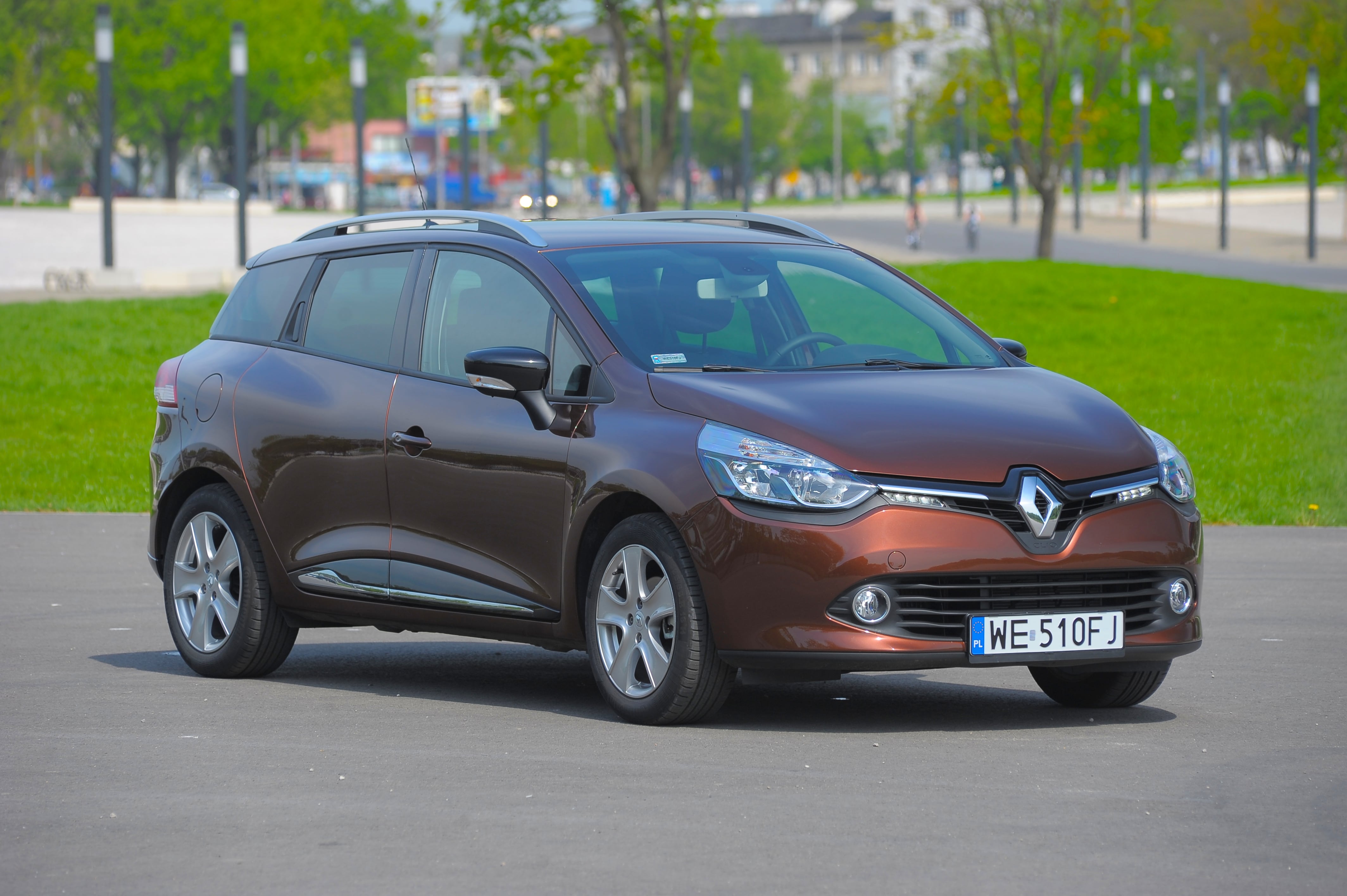 reanult clio przód i bok