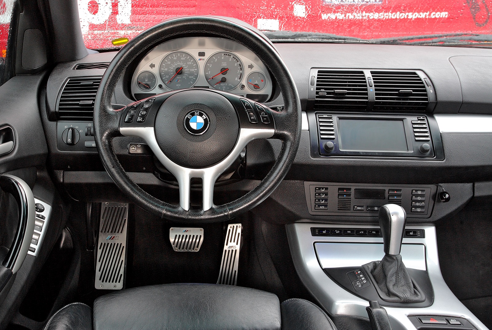 uzywane bezpieczne_bmw x5 deska