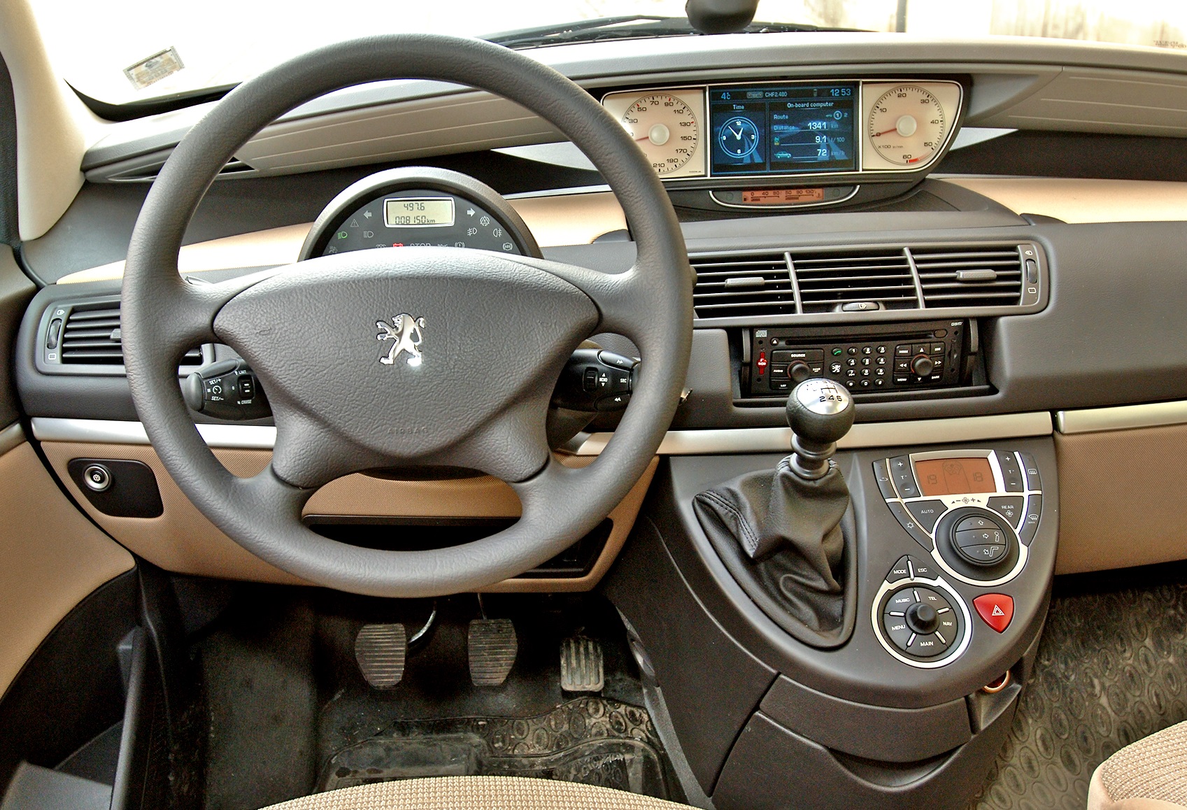 uzywane bezpieczne_peugeot 807 deska