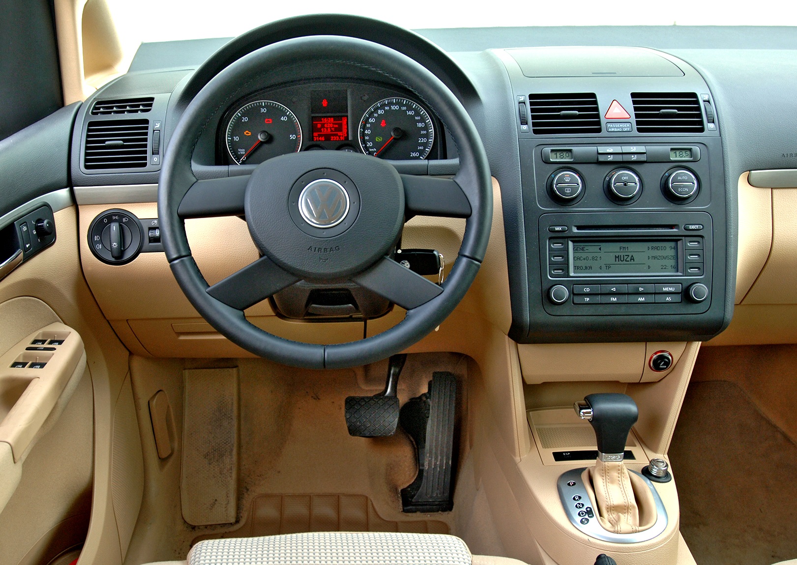 uzywane bezpieczne_vw touran deska