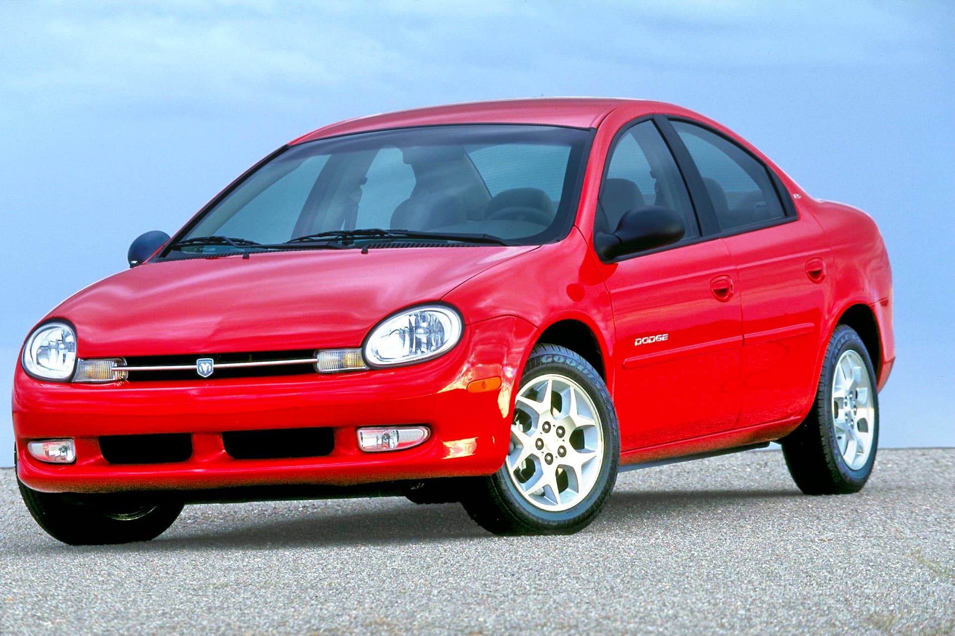 chrysler neon przód