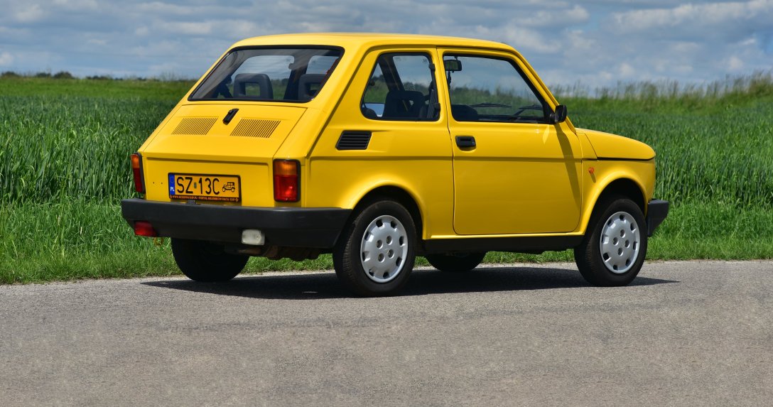 Fiat 126p – tył