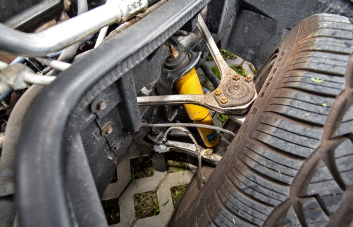 Chevrolet Corvette C4 – wnętrze, zawieszenie