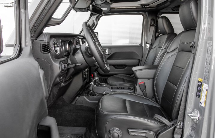 Jeep Gladiator - fotele