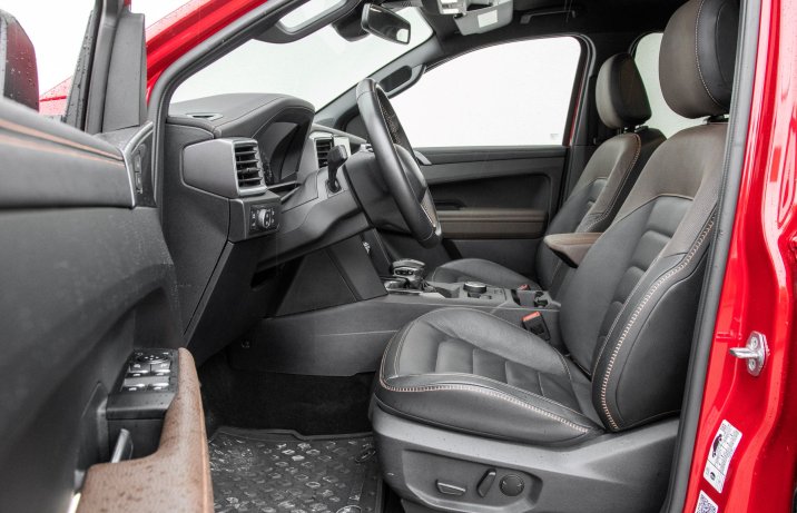 Volkswagen Amarok - fotele