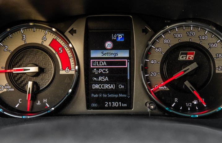 Toyota Hilux - menu komputera