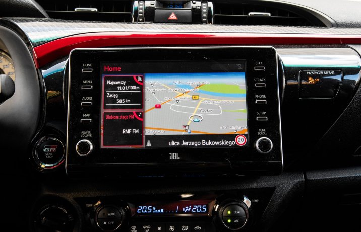 Toyota Hilux - ekran