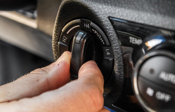 Toyota Hilux - tryby napędu