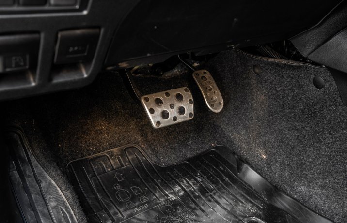 Toyota Hilux - pedały