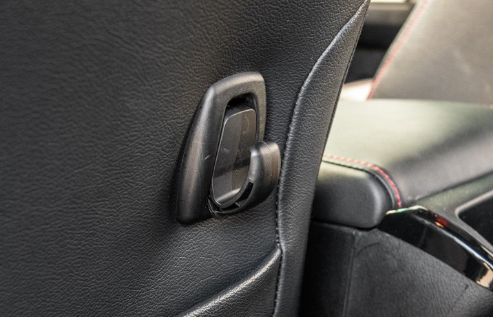 Toyota Hilux - haczyk