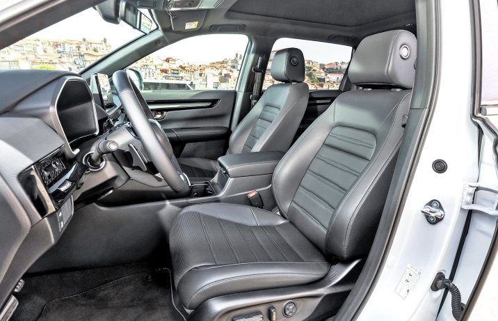 Honda CR-V 2023 – fotele